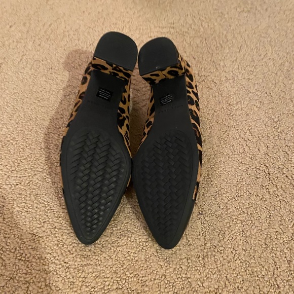 Brand new Cole Haan hair calf and leather animal print pumps, 9.5 - Picture 4 of 4